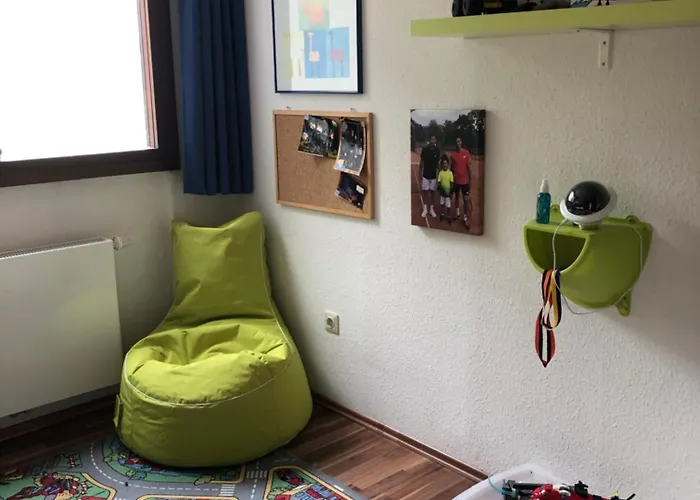 Schlosspark Apartment *